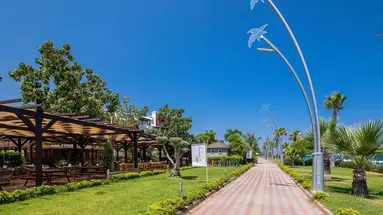 L Oceanica Hotel