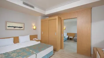 L Oceanica Hotel