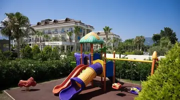 L Oceanica Hotel