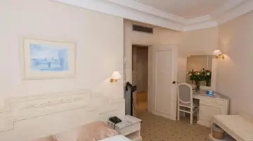 L Orient Palace Resort & Spa Hotel