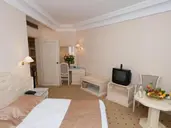 L  Orient Palace Resort & Spa Hotel