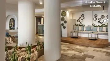 LA BISACCIA HOTEL