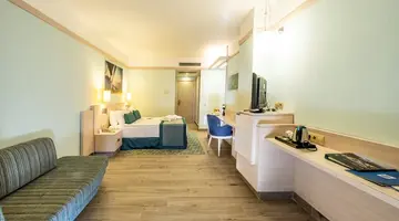 LA BLANCHE RESORT & SPA