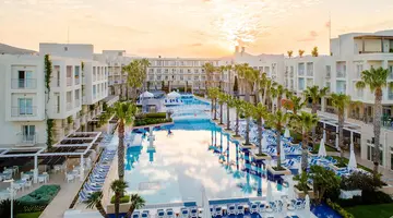 LA BLANCHE RESORT & SPA