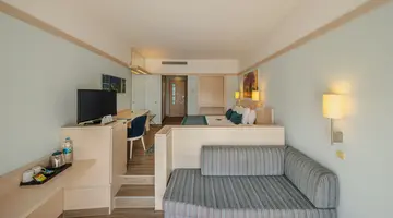 LA BLANCHE RESORT & SPA