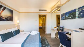 LA BLANCHE RESORT & SPA