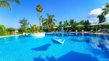 LA BUSSOLA HOTEL