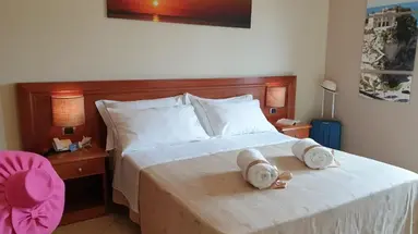LA BUSSOLA HOTEL