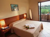 LA BUSSOLA HOTEL