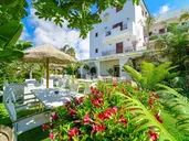 LA BUSSOLA HOTEL