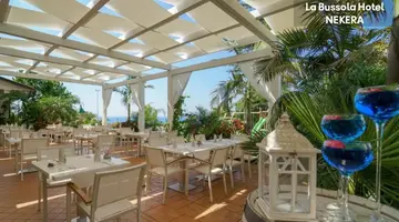 LA BUSSOLA HOTEL