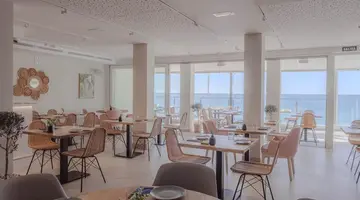 La Cala Hotel