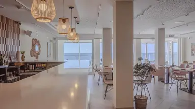 La Cala Hotel
