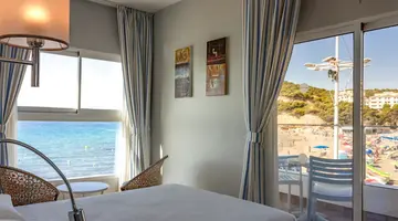 La Cala Hotel