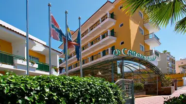 La Carabela Apartamentos