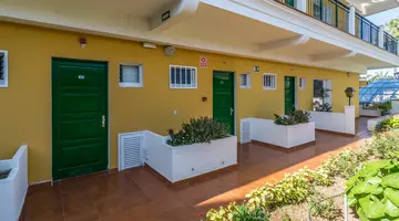 La Carabela Apartamentos