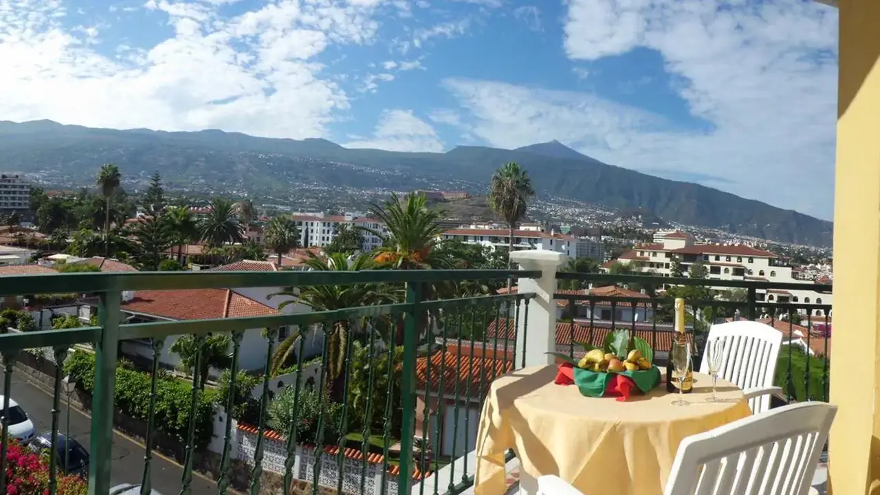 La Carabela Apartamentos