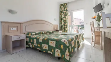 La Carabela Apartamentos