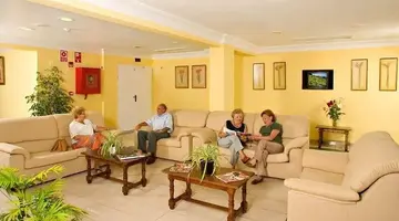 La Carabela Apartamentos