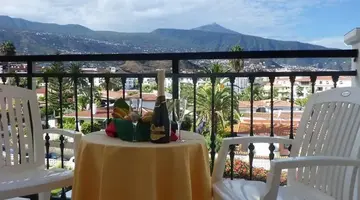La Carabela Apartamentos