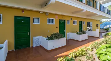 La Carabela Apartamentos