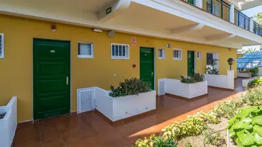 La Carabela Apartamentos