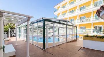 La Carabela Apartamentos