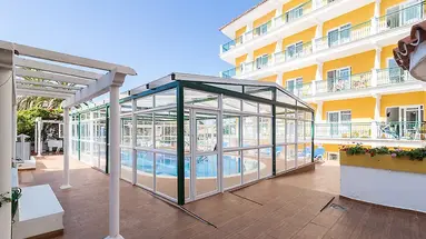 La Carabela Apartamentos