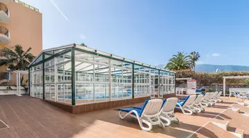 La Carabela Apartamentos