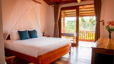 LA CASA RESORT