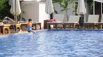LA CASA RESORT