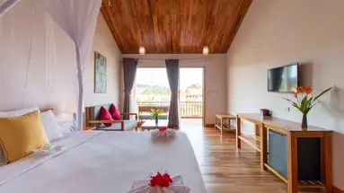 LA CASA RESORT