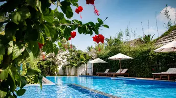 LA CASA RESORT