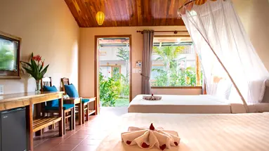 LA CASA RESORT