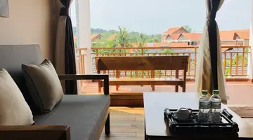 LA CASA RESORT