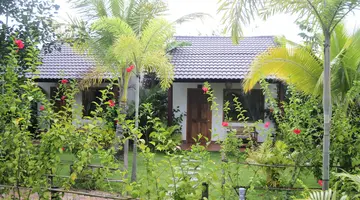 LA CASA RESORT