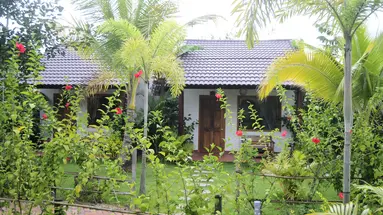LA CASA RESORT