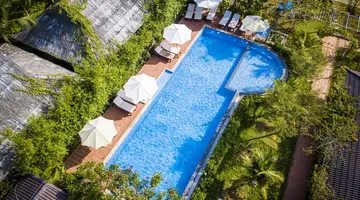 LA CASA RESORT
