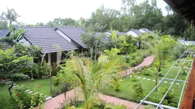 LA CASA RESORT