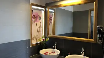 LA CASA RESORT
