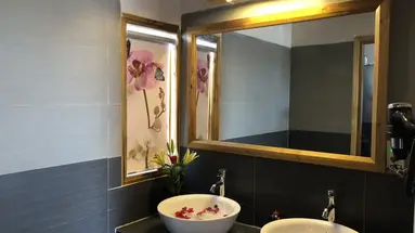 LA CASA RESORT