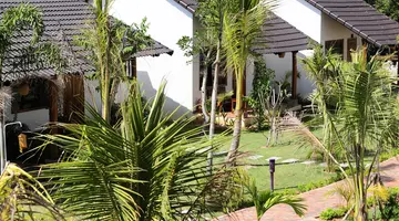 LA CASA RESORT