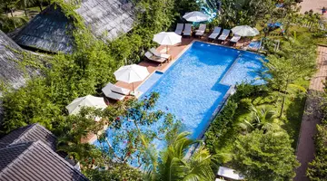 LA CASA RESORT
