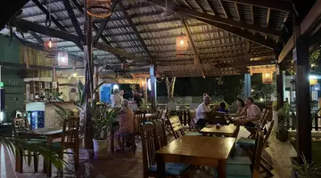LA CASA RESORT