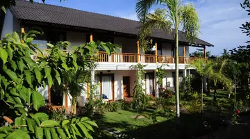 LA CASA RESORT