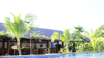 LA CASA RESORT