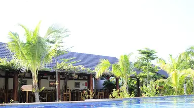 LA CASA RESORT