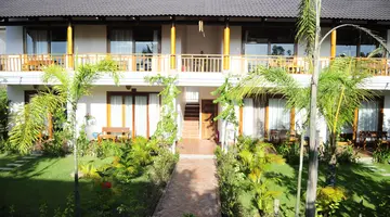 LA CASA RESORT