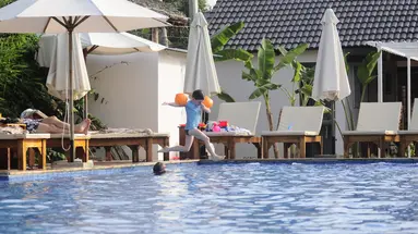 LA CASA RESORT