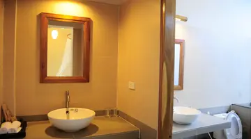 LA CASA RESORT